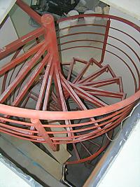 Spindeltreppe über 2 Stockwerke